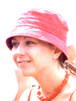 girl with pink hat